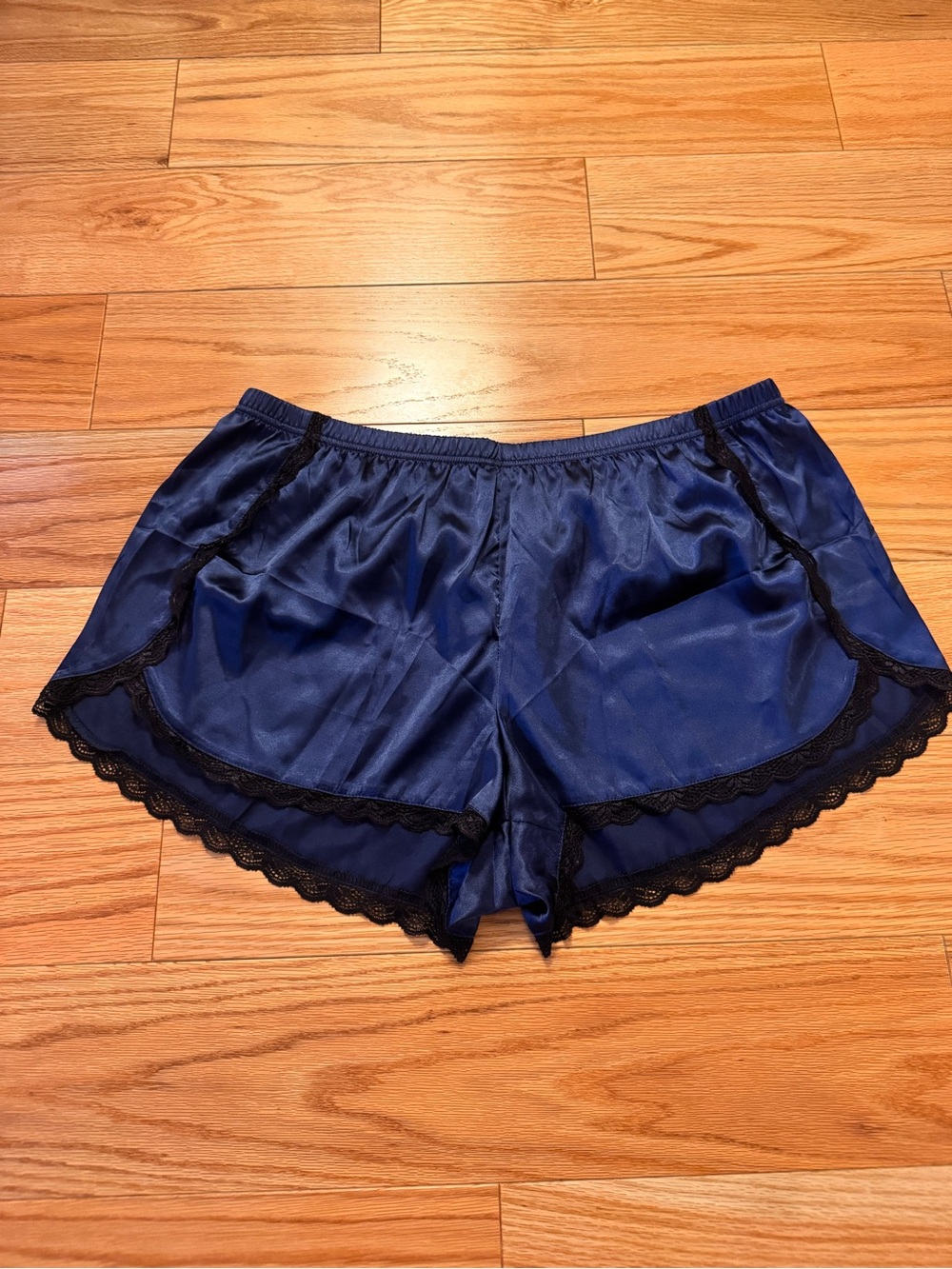 Lace-Trim Cami & Short Set - Picture 3 of 5